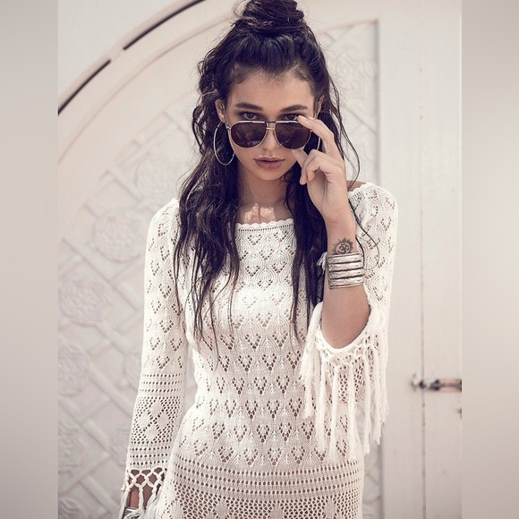 EUC Spell & the Gypsy Collective White Leila off the Shoulder Mini Dress - Picture 6 of 17